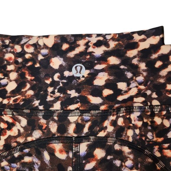 LULULEMON Pants Womens 2 Invigorate High Rise Tight 25" Motion Flux Multi - Picture 9 of 10